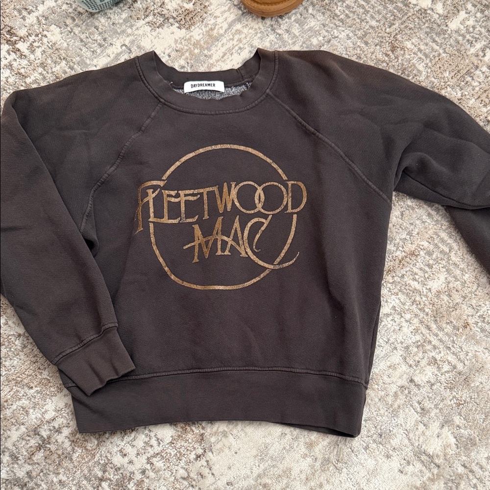 Daydreamer Fleetwood Mac Graphic Women's Sweater - Black and Gold